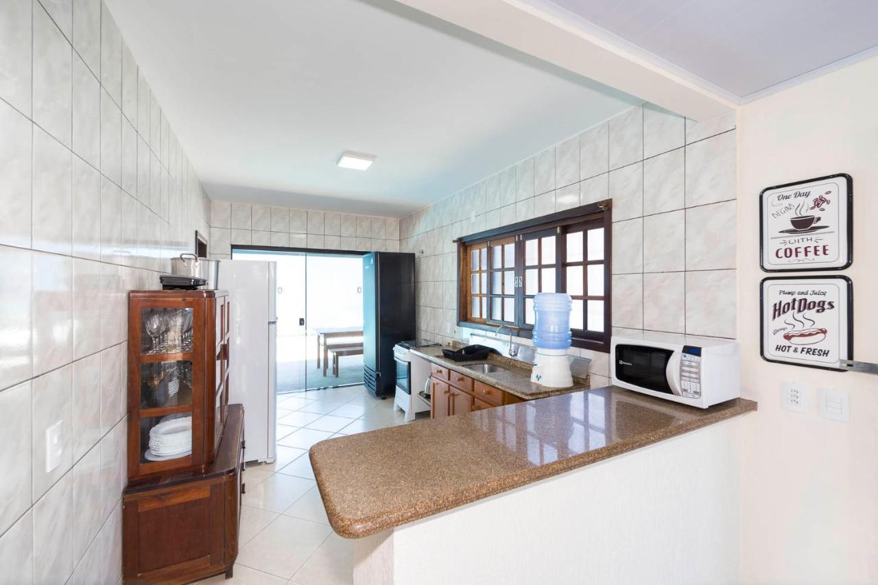 Casa Patta - 05 Dormitorios, Com Piscina. 邦比尼亚斯 外观 照片